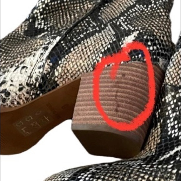 Madewell The Rosie Ankle Boot in Snake Embossed Leather - Picture 14 of 14